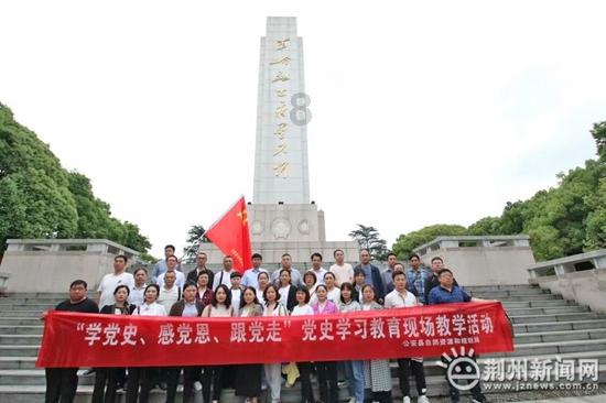 什么渠道做真人手办比较好?